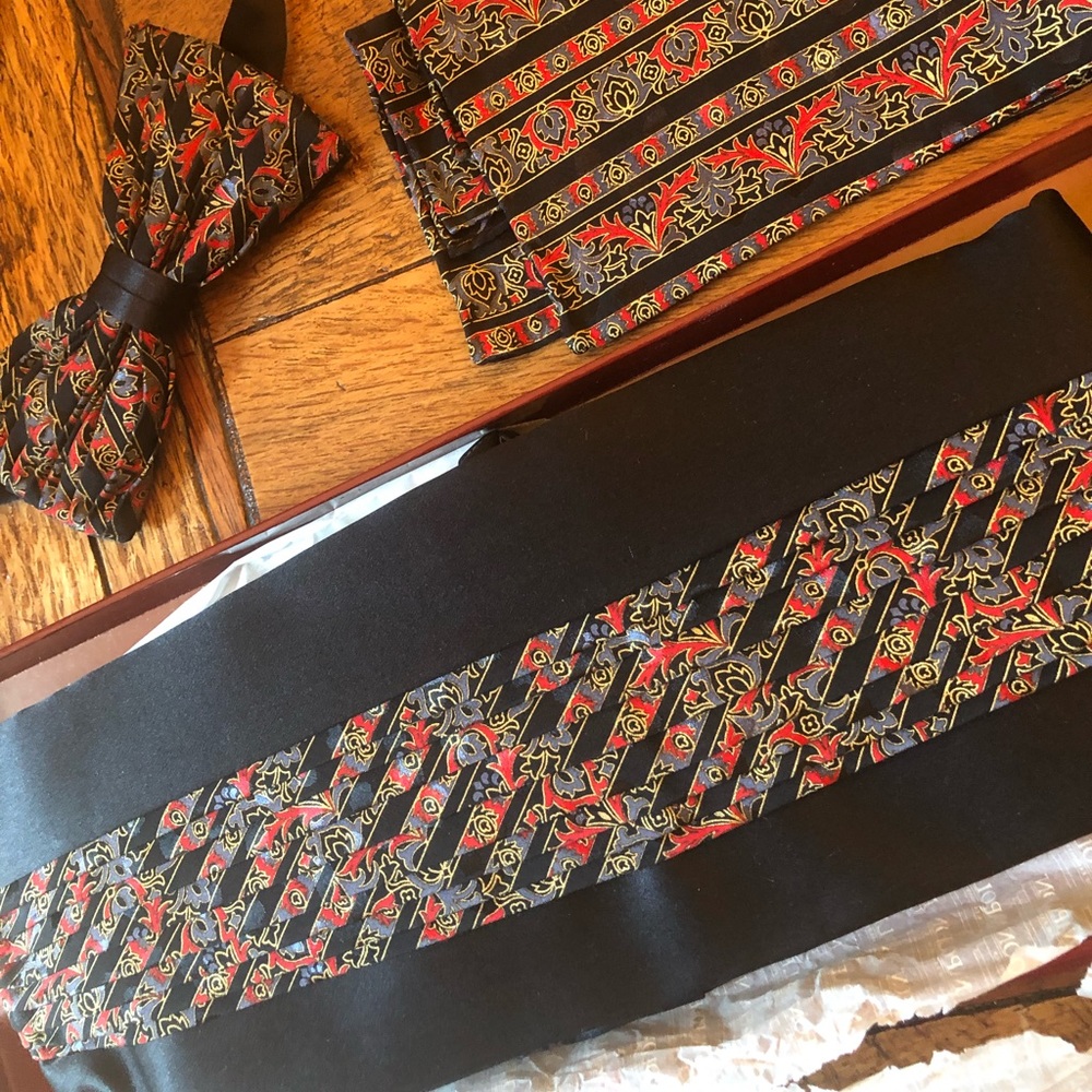 Napoleon Silk BowTie, Cummerbund, Handkerchief Set